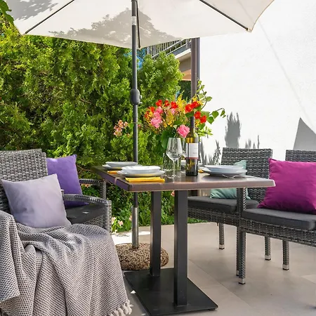 Villa Beautiful Ivona With Garden In *
